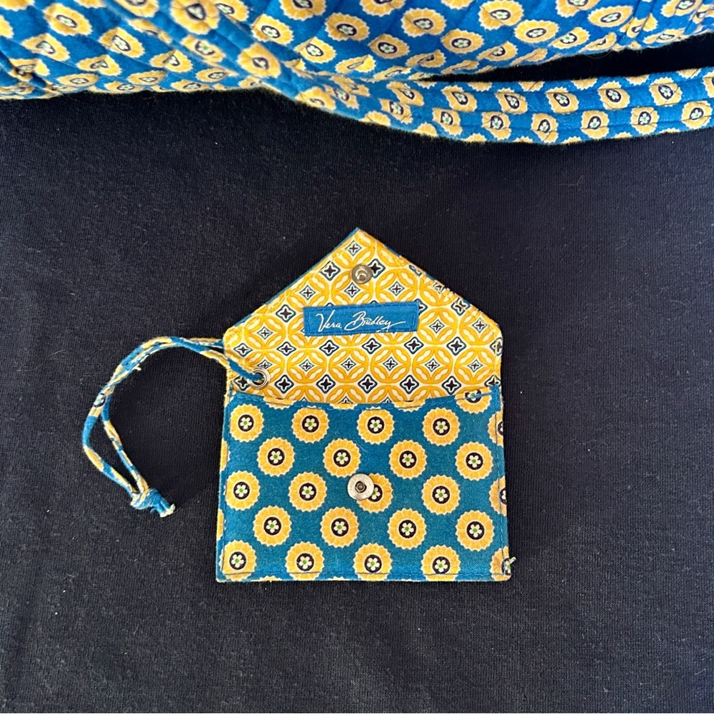Vera Bradley Large Duffle - Picture 11 of 14